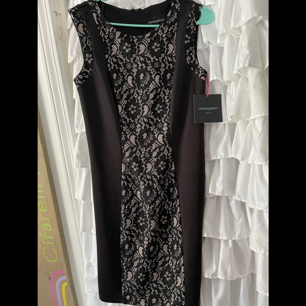 NWT Cynthia Rowley black w/ lace panel detail dress. Size 8 lined